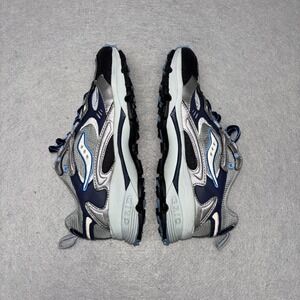 Saucony Grid Trail Running Shoes Silver Navy Blue Womens 7 Style 1261-4 Sneaker